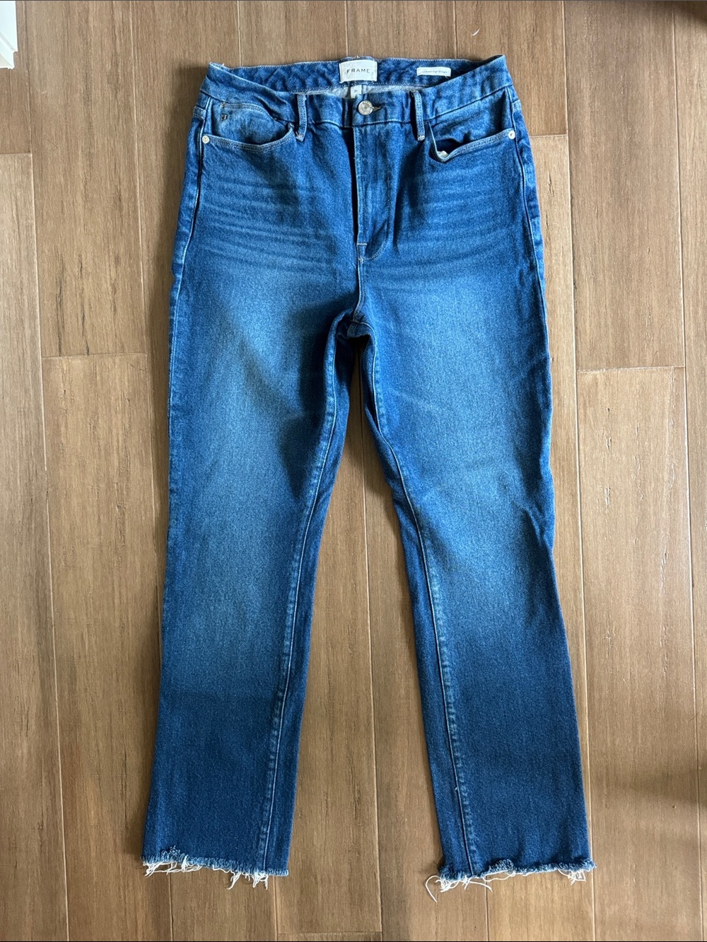 FRAME Le Super High Straight Jeans in Jericho